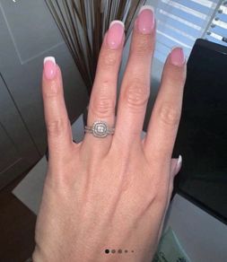 Engagement ring and wedding Band set