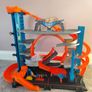 Hot Wheels Garage Image 2