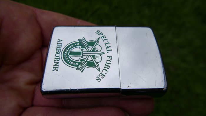 Zippo Special Forces Airborne 1985 Vintage Us Army Special Forces