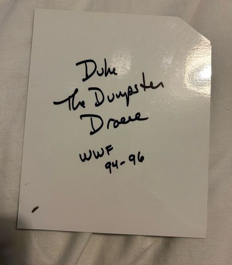 Assortment of autographs