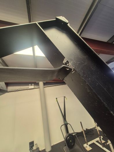 BOLT Strength Commercial Air Rower - Needs Minor Repair
