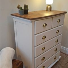 Beautiful 6 Drawer Chest of Drawers with Natural Wood Top