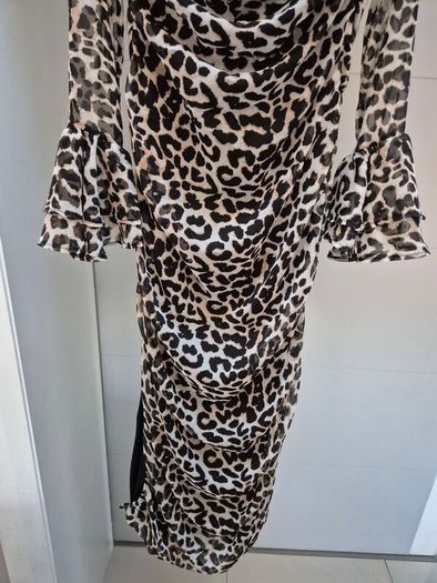 womans dress