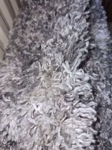 Kukoon large shaggy rug
