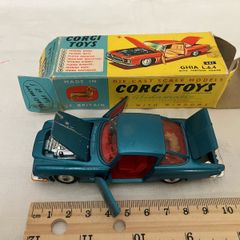 Corgi 241. Ghia L 6.4. With box. Car and box excellent condition.