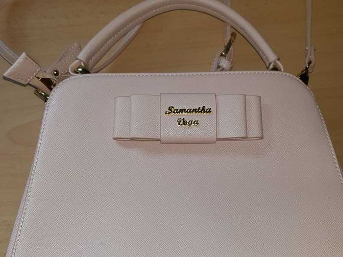 Samantha Vega cross body