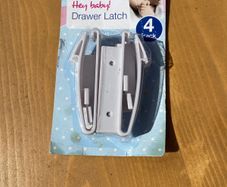 Hey baby drawer safety latch 4 pack