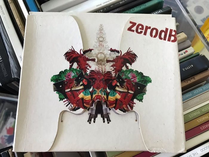 zerodb  -  Bongos, bleeps & baselines