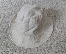 Cotton bucket hat cap 56cm in very good condition FREE STANDARD POSTAGE INCLUDED