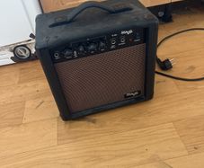 stagg 10aa acoustic guitar amp
