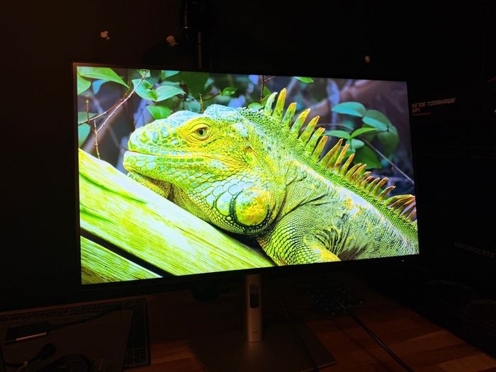 4k Uhd 27 Inch Monitor - Dell U2723qe - 3840x2160
