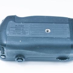 Nikon MB-D15 Battery Grip