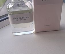 Givenchy Gentleman Cologne(discontinued/rare)