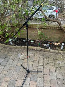 K&M microphone stand