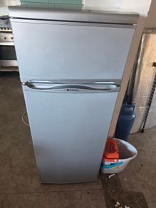 Fridge freezer