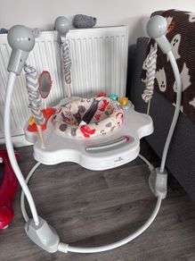 jumperoo