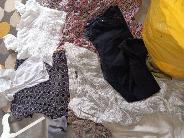large bundle of Plus sized womens clothes