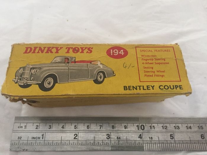 Dinky 194, Bentley Coupe box. In ok condition