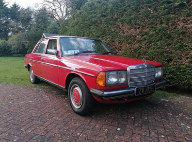 Mercedes W123