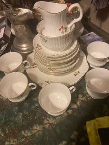royal tara teaset free postage