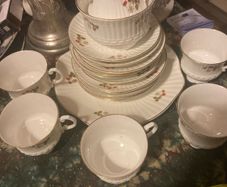 royal tara teaset free postage