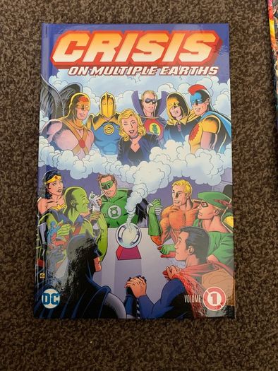 crisis on infinite earths box set