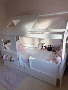 Kids house Bed