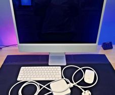 Apple iMac 24 inch M1 Silver 4-Port 8GB RAM 256GB SSD Touch ID