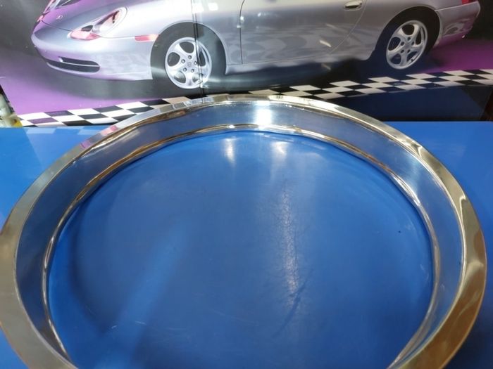Wheel rim embellisher 14 inch