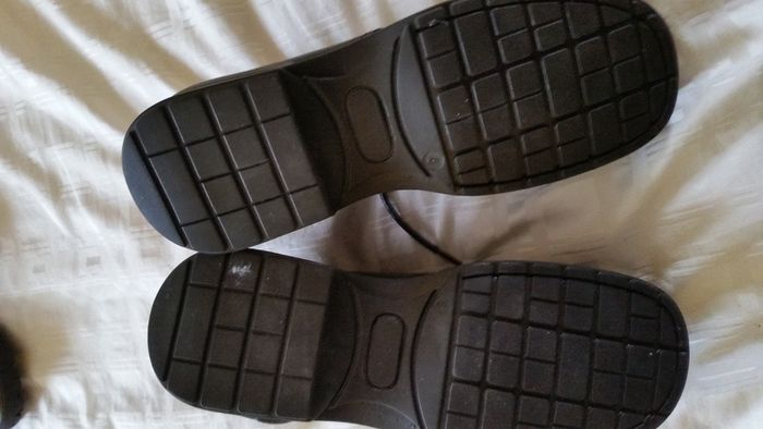 Mens shoes