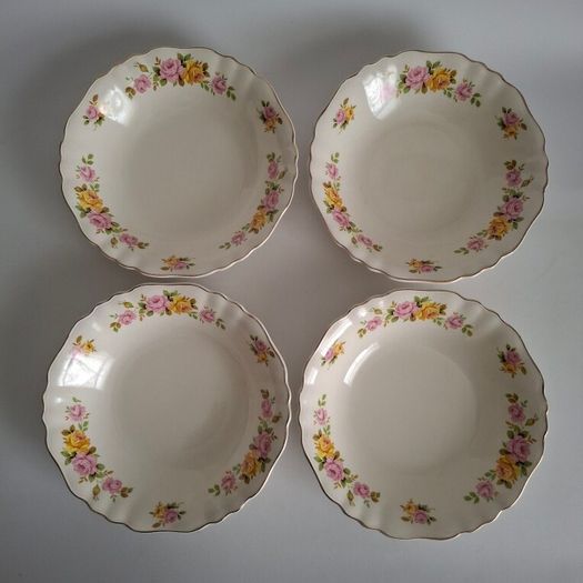 J&G Meakin Tureen, Platter & bowls