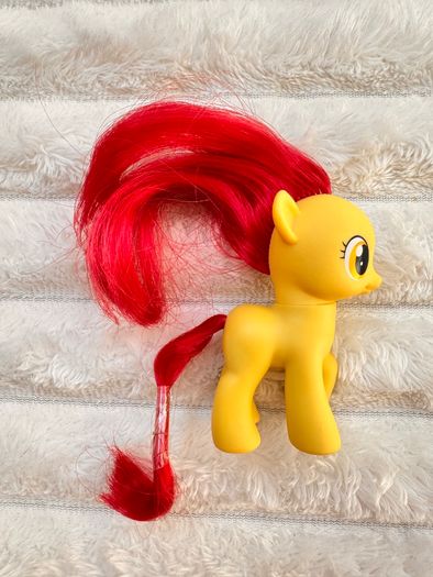 My Little Pony G4 Wedding Flower Fillies Apple Bloom approx. 7 cm. Used Please see photos