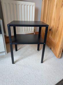 Beside table/nest table