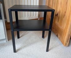 Beside table/nest table