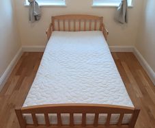 Toddler bed