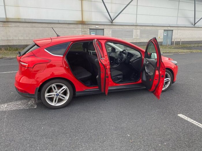 Super clean Ford Focus with Brand New NCT and  TAX