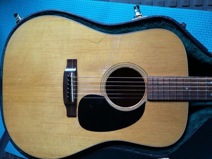 Martin D18 1975 Vintage.