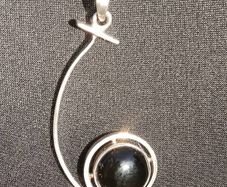 Stunning Sterling Silver Polished Agate Geometric Pendant set