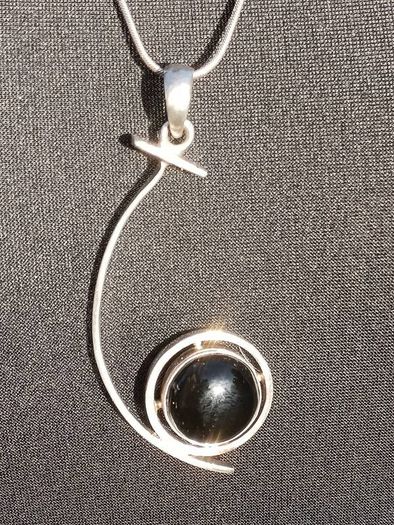 Stunning Sterling Silver Polished Agate Geometric Pendant set