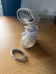Clothes steamer