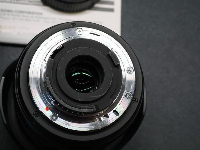Sigma 10-20mm F4-5.6 EX DC HSM Nikon DX + Hoya Pro1 Filter + Case + Hood + Manual
