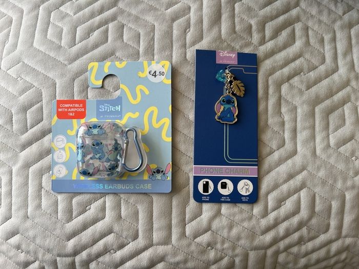 Stitch AirPods case and phone charm