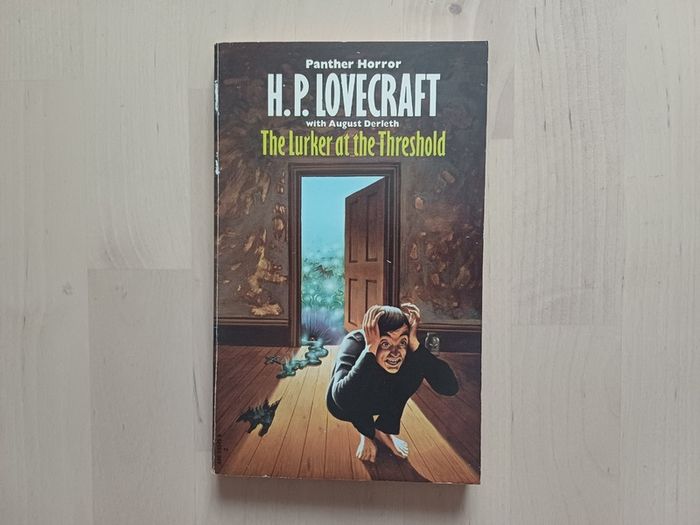 The Lurker at the Threshold by H.P. Lovecraft (Cthulhu Horror Vintage Paperback 1973)