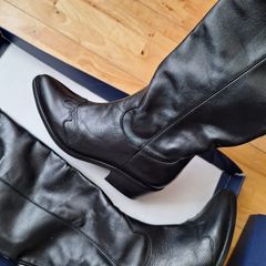 leather boots