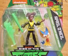 BRAND NEW The Rise of The Teenage Mutant Ninja Turtles April Oneil Basic Action Figure
