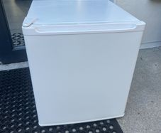 table top fridge
