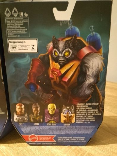 Masters Of The Universe Revelation Skelegod And Stinkor