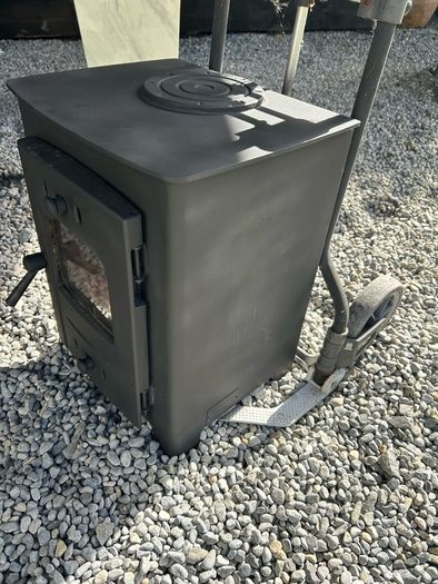 Small villager stove