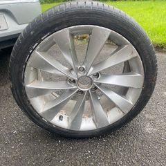 Volkswagen Alloy 18"