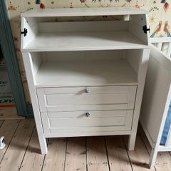 Drawers/changing table